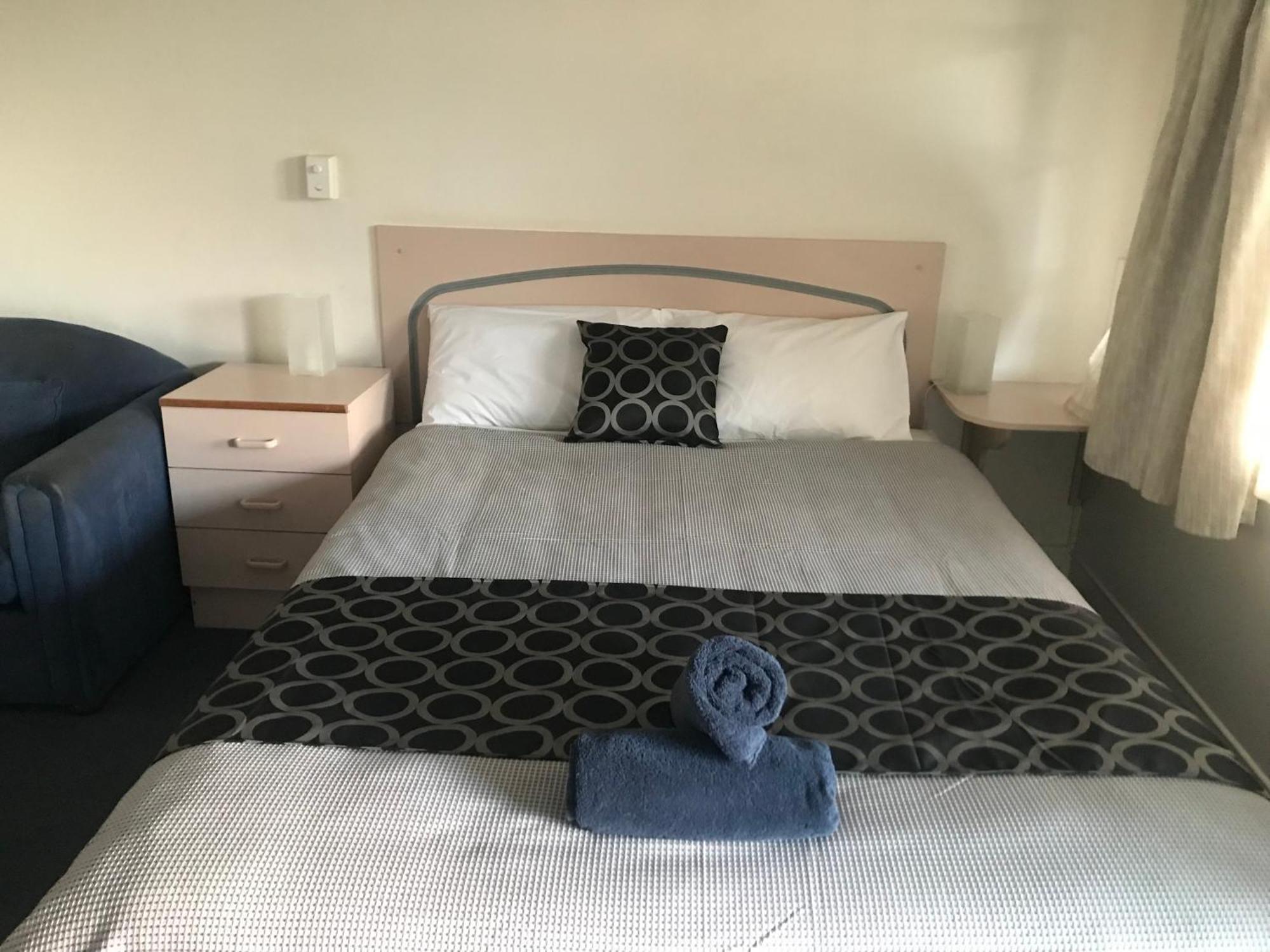 County Lodge Motor Inn West Wyalong Kültér fotó