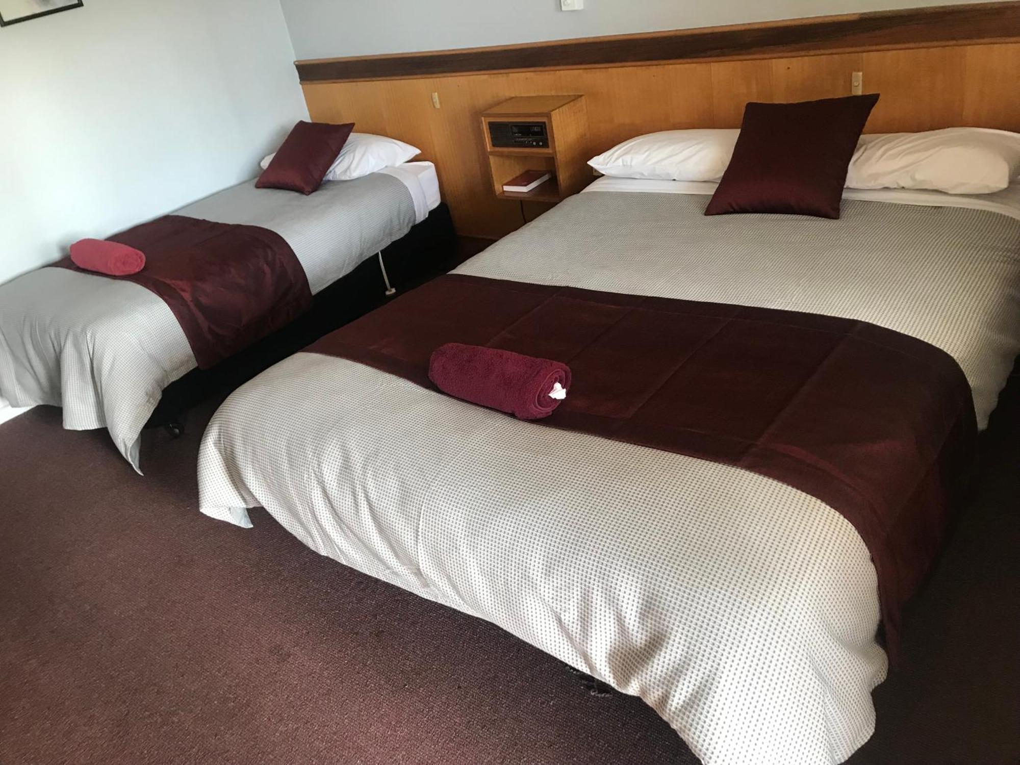 County Lodge Motor Inn West Wyalong Kültér fotó