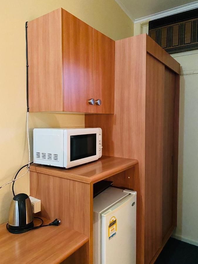 County Lodge Motor Inn West Wyalong Kültér fotó